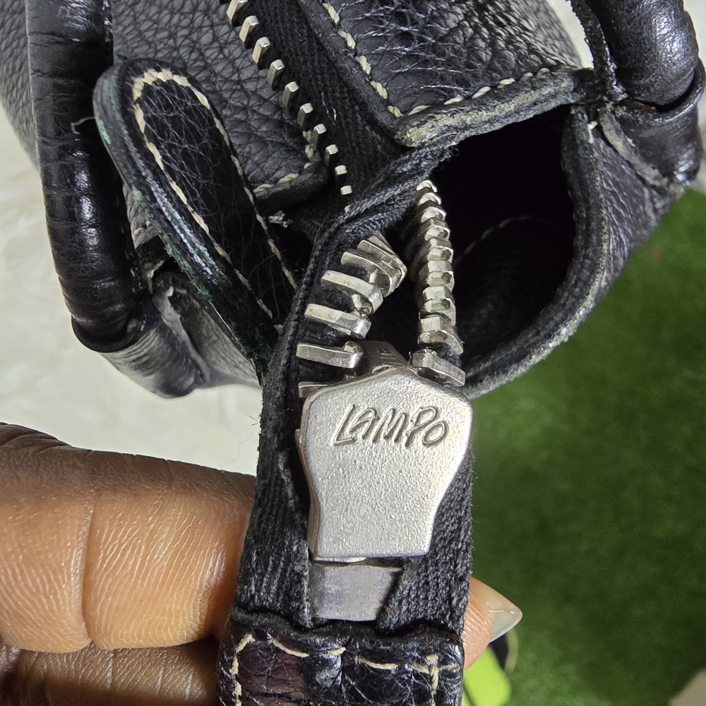 Prada Black Leather Women's Bag - Picture 11 of 16